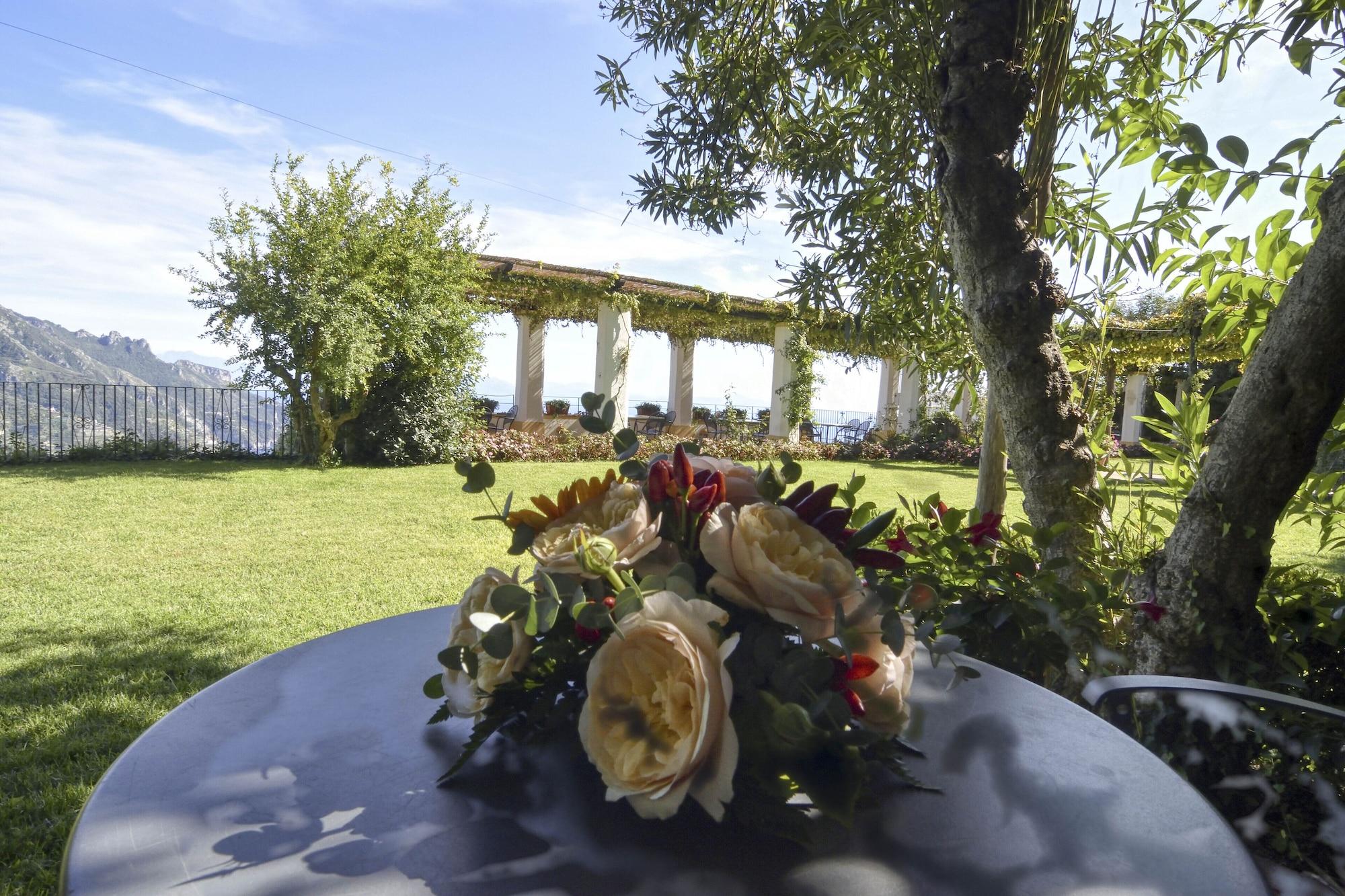 Palazzo Confalone Ravello Bagian luar foto